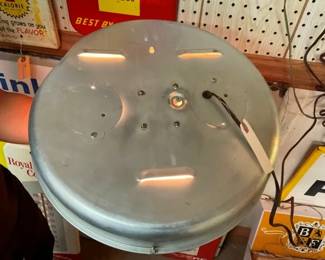 CLOSEUP BACKVIEW KIST CLOCK