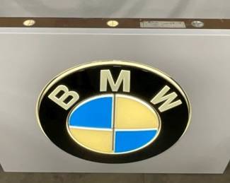 LIGHTED DEALERSHIP SIGN