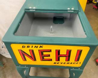 CLEAN INSIDE VIEW NEHI BOX