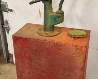 BACK VIEW KEROSENE PUMP 
