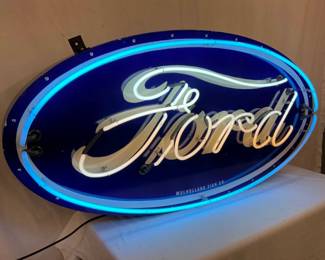 MEASURES 5FT.X31" W/ 5" CAN