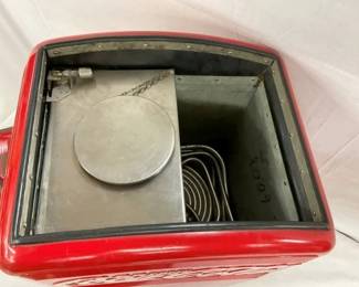 CLEAN INSIDE VIEW COKE DISPENSER