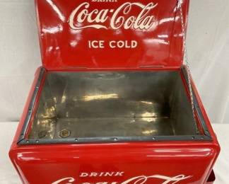 CLEAN INSIDE VIEW COKE BOX JR