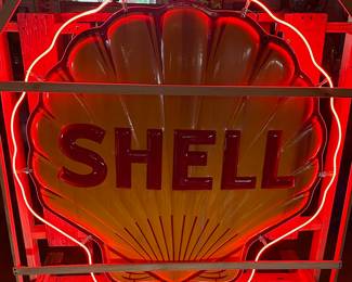 RARE CLAM SHELL NEON SIGN