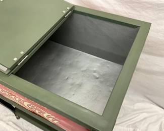 CLOSEUP CLEAN INSIDE VIEW