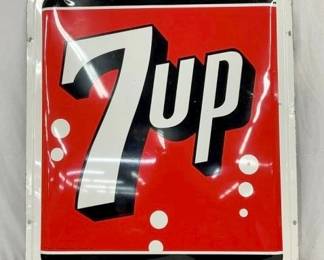 1965 SST CONVEX 7UP SIGN W/ BUBBLES