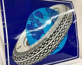 CLOSEUP VIEW LEFT SIDE