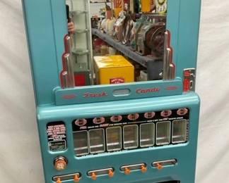 DECO STYLE CANDY MACHINE