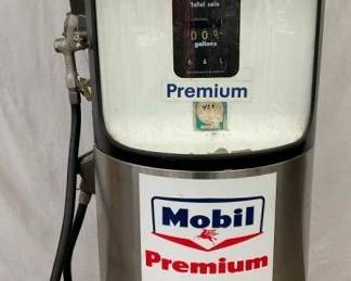 GILBARCO MOD. G69-1 MOBIL GAS PUMP