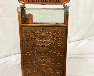 CLOSEUP VIEW OTHERSIDE