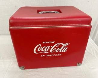 COCA COLA VINAL CHEST W/ OPENER