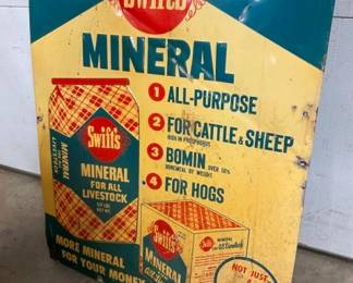 CLOSE UP VIEW W/MINERAL BAG