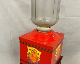 CLOSEUP VIEW BACKSIDE