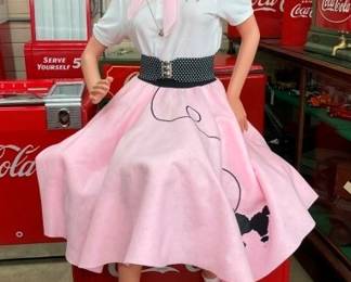 SODA SHOP POODLE SKIRT GIRL MANNEQUIN