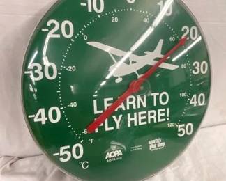 NICE GRAPHICS W/ AIRPLANE