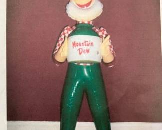 2010 MT. DEW THROWBACK BLOWUP WILLIE