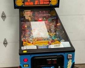 SEGA BAYWATCH PINBALL MACHINE