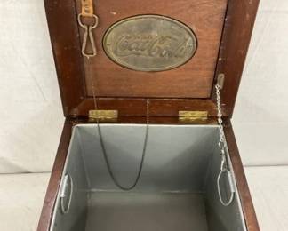 CLOSEUP INSIDE VIEW 17X14