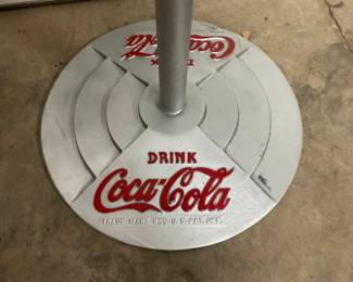 W/EMB. COCA-COLA EMB. BASE