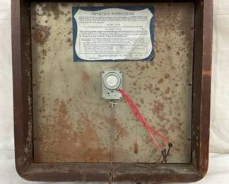 CLOSEUP VIEW OTHERSIDE