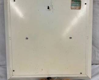 CLOSEUP VIEW OTHERSIDE