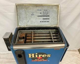 CLOSEUP VIEW INSIDE HIRES DRINK BOX