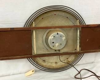 CLOSEUP VIEW OTHERSIDE