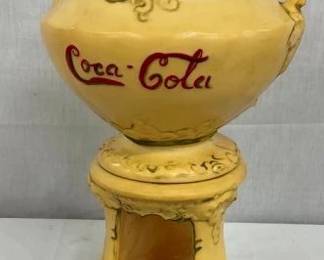 CLOSEUP VIEW BACKSIDE