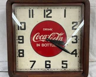 16IN WOODEN CASE COKE IN BOTTLES CLOCK