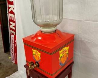 DISPENSER SETTING ON WOODEN BASE