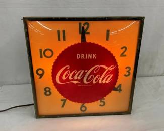 13IN DRINK COCA COLA LIGHTUP CLOCK