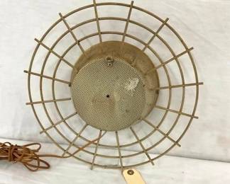 CLOSEUP VIEW OTHERSIDE