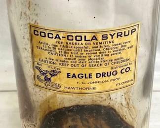 CLOSEUP VIEW ORIG. PAPER LABEL