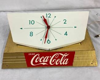 UNUSUAL COCA COLA WALL CLOCK