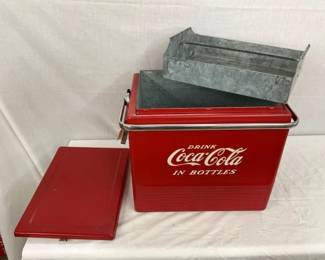 CLOSEUP VIEW INSIDE W/ TRAY