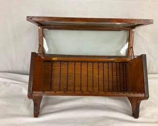 INSIDE VIEW COUNTER DISPLAY