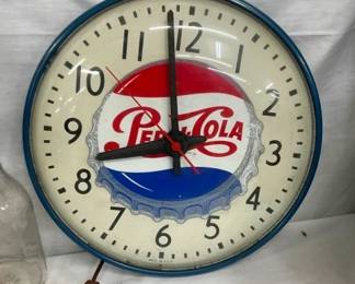 13I PEPSI COLA CLOCK