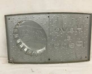 CLOSEUP VIEW OTHERSIDE