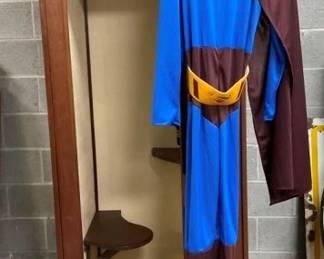 ADDITIONAL PHONE BOOTH PICTURES