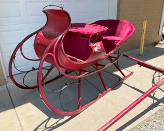 ORG. PROFESSIONALLY RESTORED SLEIGH