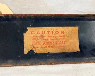 CLOSEUP VIEW OTHERSIDE