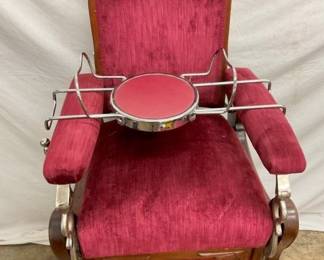 W/ CHILDS BOOSTER SEAT