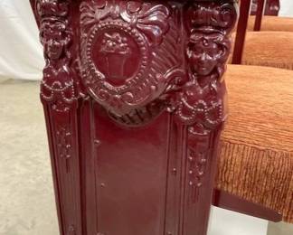 CLOSEUP W/ CAST FRAME