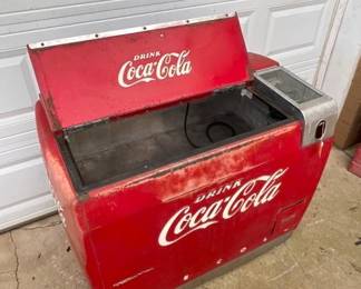 INSIDE VIEW FRONT LIFT TOP 