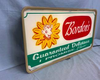 MEASURES 24 1/2 X 16