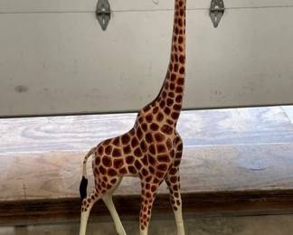 UNUSUAL CAST ALUM. 48IN GIRAFFE