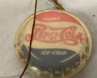 EARLY 3IN STRING PULL PEPSI CAP