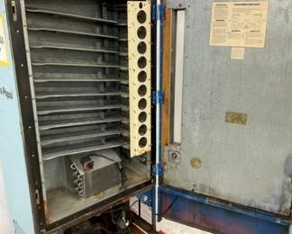 INSIDE VIEW PEPSI DRINK BOX