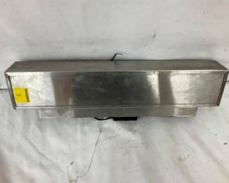 CLOSEUP VIEW OTHERSIDE