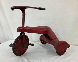 CLOSEUP VIEW OTHERSIDE